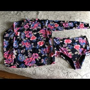 Marina West Rash-guard & Bikini bottoms